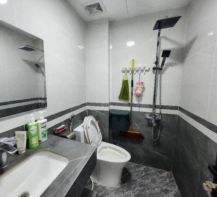 NHÀ CỔ NHUẾ 37m2 -KHU VỰC NHIỀU TIỆN ÍCH TRƯỜNG HỌC CÁC CẤP, CHỢ ĐỦ CẢ – GIÁ 8,x TỶ